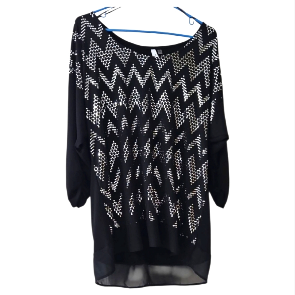 NWOT **HP**Womens' Plus Black Sequin Top Sz. 1X